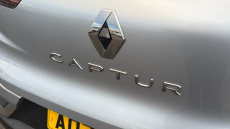 Renault Captur 1.3 TCE 130 BOSE Launch Edition 5dr Petrol Hatchback